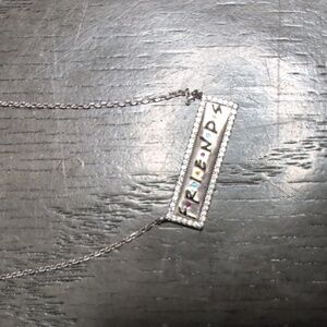 CHARMED AROMA FRIENDS NECKLACE